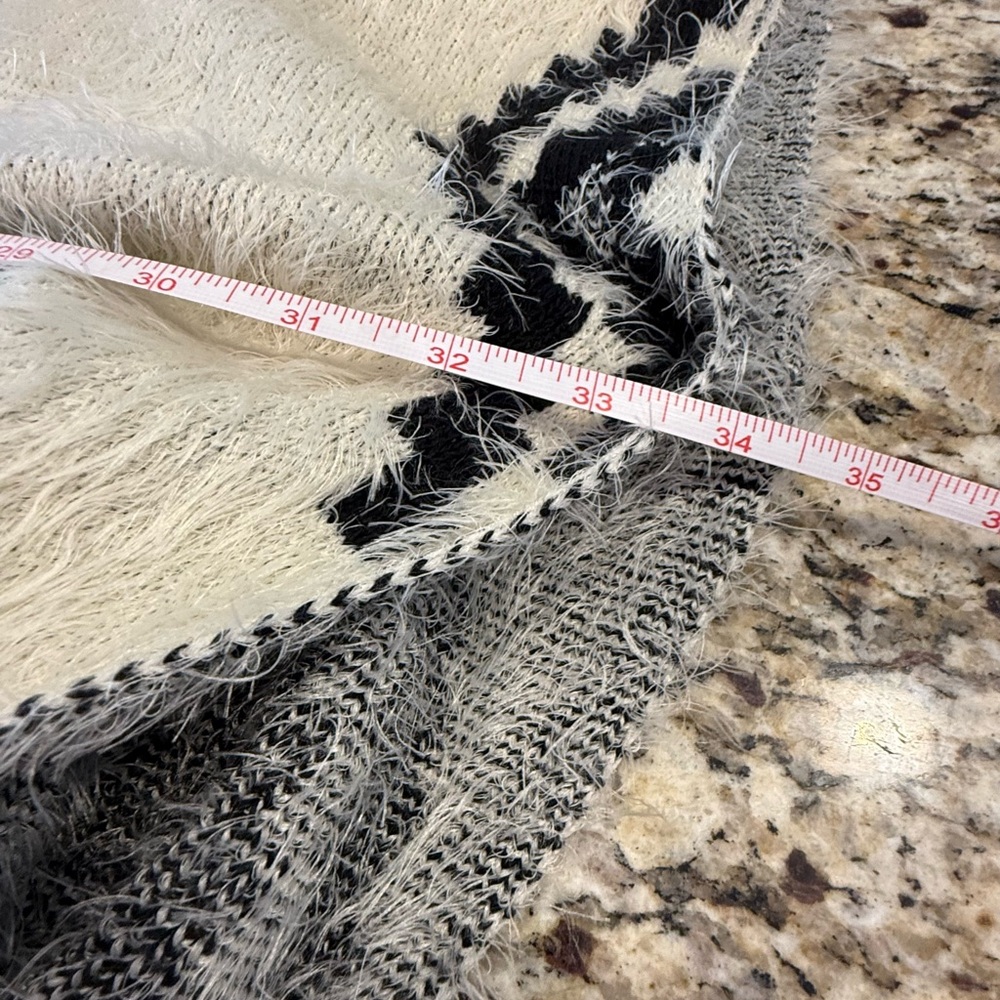 Soft Surroundings long line cardigan faux fur southwestern pattern OS - Picture 9 of 12